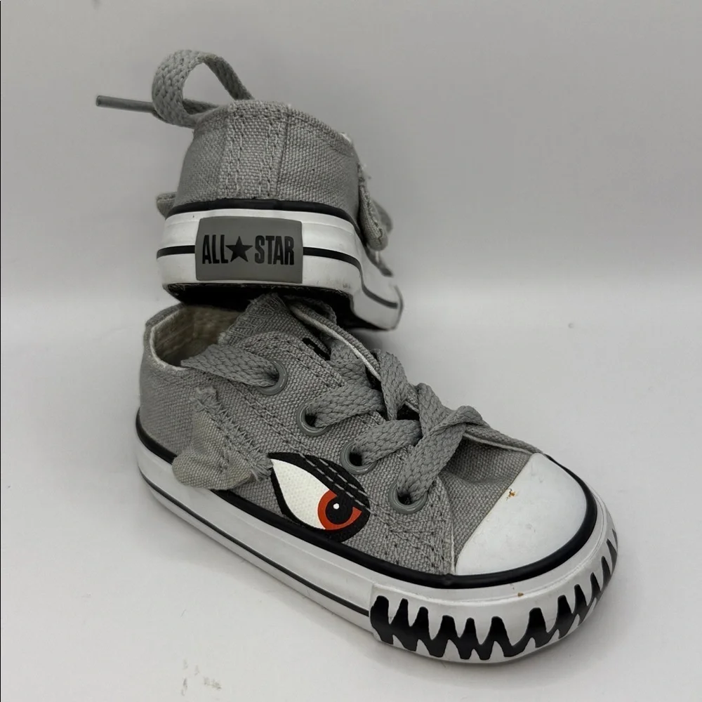 Converse Shark Low Top Limestone Orange Gray Size 3 Infant Chick Taylor All Star
